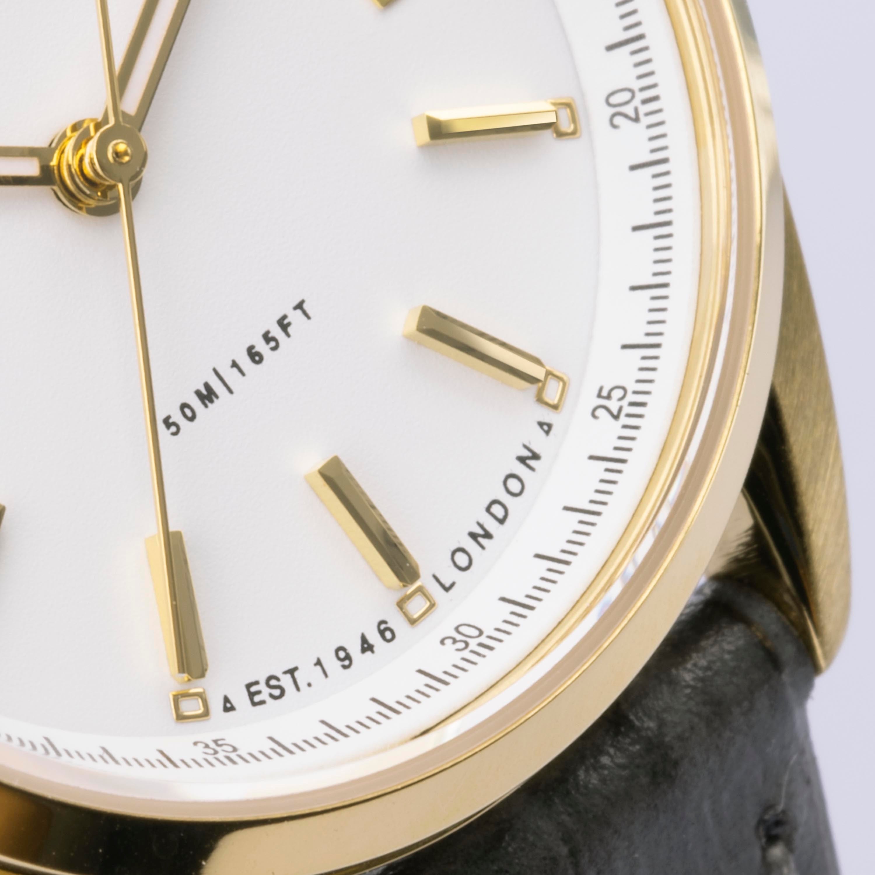 Accurist 74000X Watch